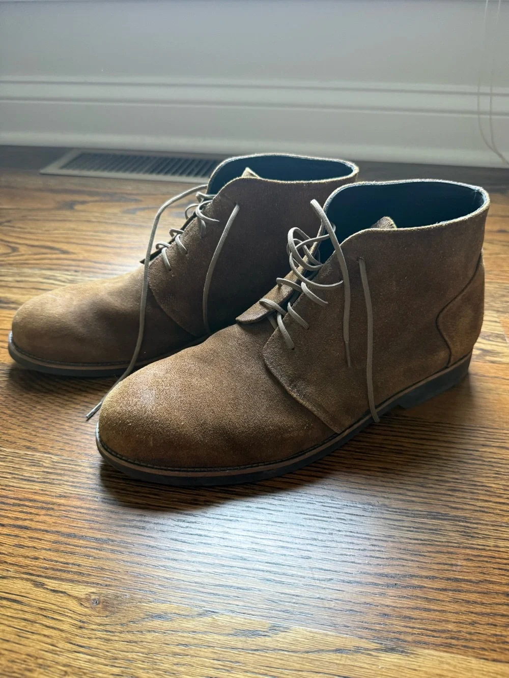 Nisolo Daytripper Chukka Boots Tobacco Suede Men’s 11.5 Excellent Condition